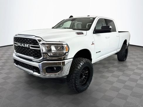 Used 2022 RAM 2500 Big Horn w/ Cold Weather Group AWD/4WD image 3
