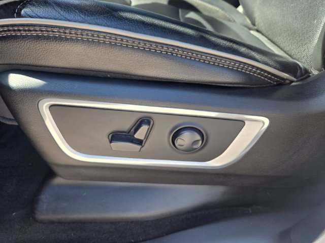 Used 2023 RAM 1500 Laramie AWD/4WD image 10