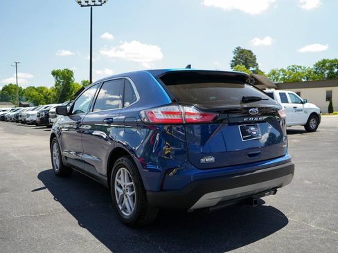 Used 2024 Ford Edge SEL AWD/4WD image 3