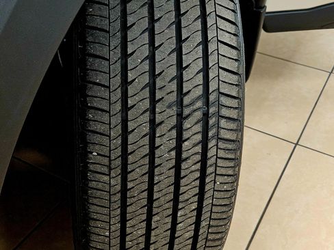 Used 2018 Nissan Kicks SV w/ Exterior Package image 30