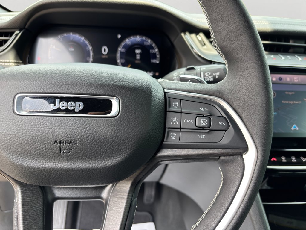 New 2026 Jeep Grand Cherokee Altitude AWD/4WD image 20