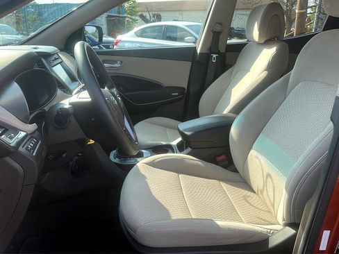 Used 2017 Hyundai Santa Fe Sport image 10