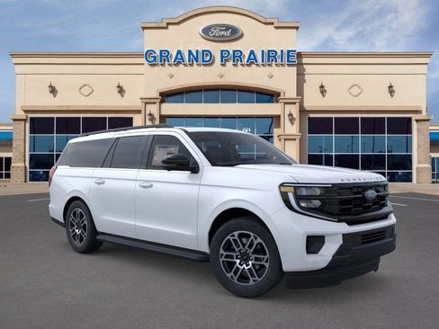 New 2025 Ford Expedition Max Active image 8