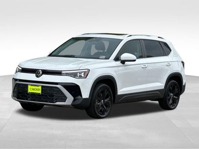 New 2025 Volkswagen Taos SE