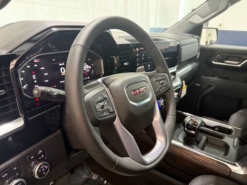 New 2026 GMC Sierra 1500 SLT w/ SLT Premium Package AWD/4WD image 15