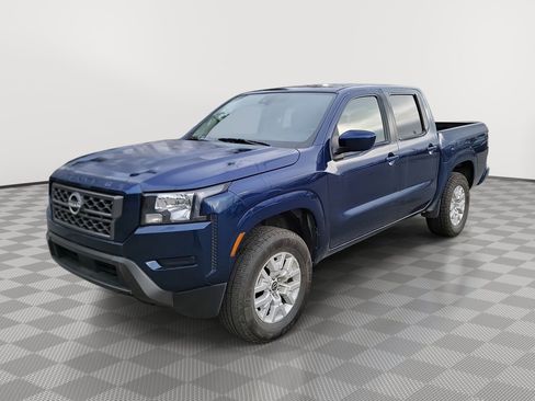 Used 2023 Nissan Frontier SV image 1