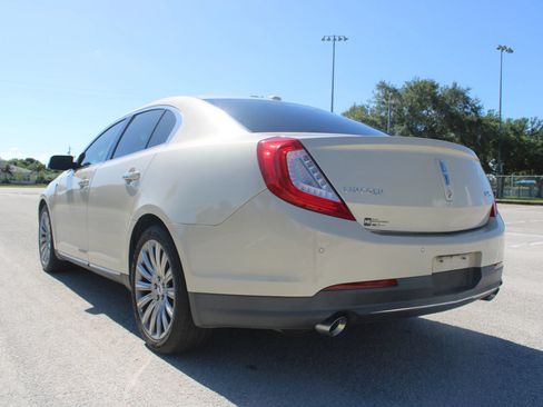 Used 2014 Lincoln MKS w/ Equipment Group 101A FWD image 8