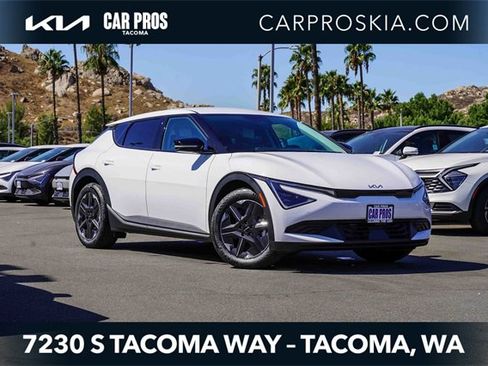 New 2025 Kia EV6 Light image 1