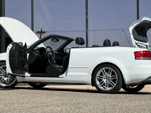 Used 2008 Audi S4 Cabriolet image 33