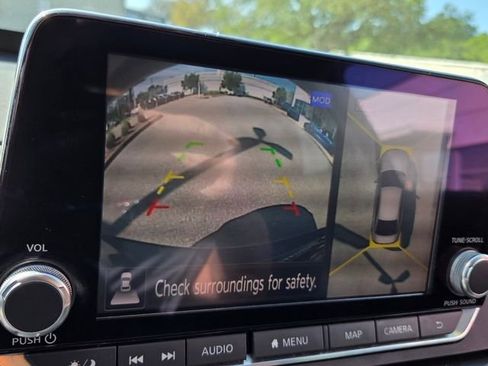 Used 2020 Nissan Altima 2.5 Platinum image 25