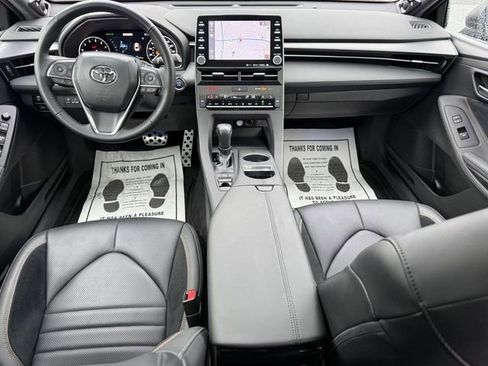 Used 2020 Toyota Avalon Touring w/ Advanced Safety Package image 13