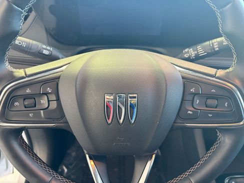 Used 2025 Buick Encore GX Preferred image 29