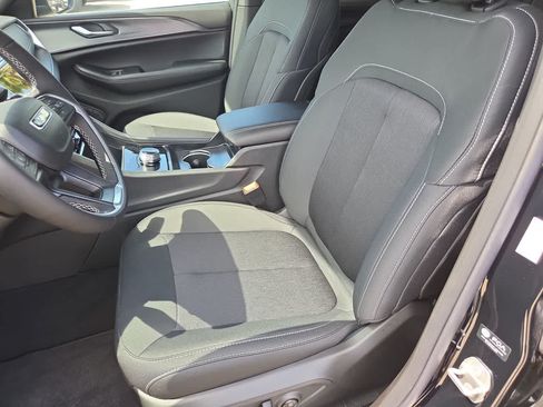 New 2026 Jeep Grand Cherokee Laredo X AWD/4WD image 19
