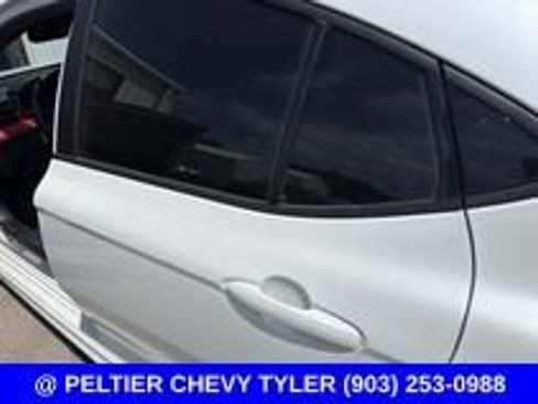 Used 2025 Toyota Camry XSE FWD image 15
