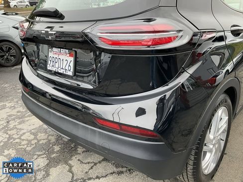 Used 2022 Chevrolet Bolt LT image 74
