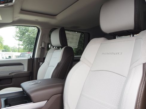 New 2025 RAM 2500 Laramie image 11