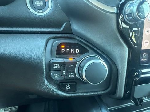 Used 2025 RAM 1500 Big Horn AWD/4WD image 19
