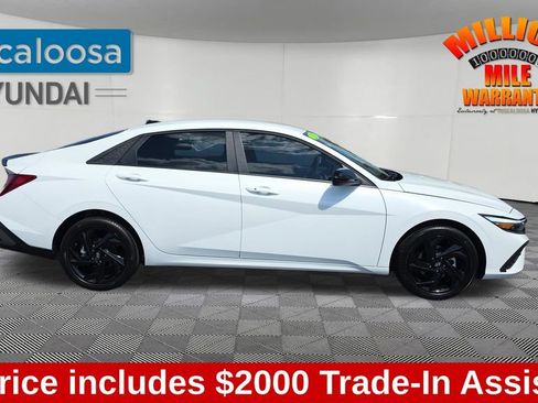 Used 2026 Hyundai Elantra Sport FWD image 9
