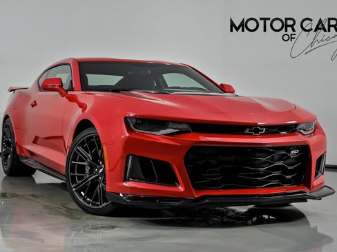 Used 2018 Chevrolet Camaro ZL1 RWD image 1