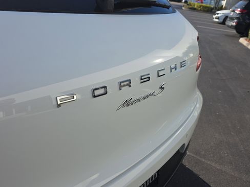 Used 2017 Porsche Macan S image 5