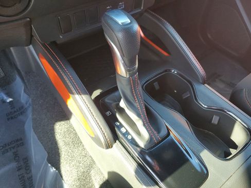 Used 2024 Nissan Frontier PRO-4X w/ Off-Road Protection Package image 25