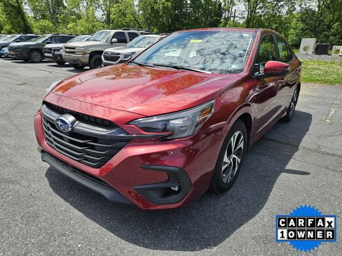 Used 2024 Subaru Legacy Premium AWD/4WD image 3
