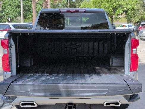 Certified 2025 Chevrolet Silverado 1500 High Country AWD/4WD image 25