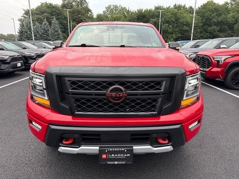 Used 2023 Nissan Titan PRO-4X w/ Pro-4x Convenience Package AWD/4WD image 4