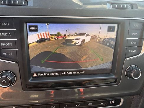 Used 2017 Volkswagen Golf Alltrack SEL AWD/4WD image 11