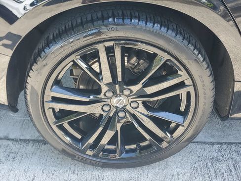 Certified 2023 Volvo S60 B5 Plus FWD image 7