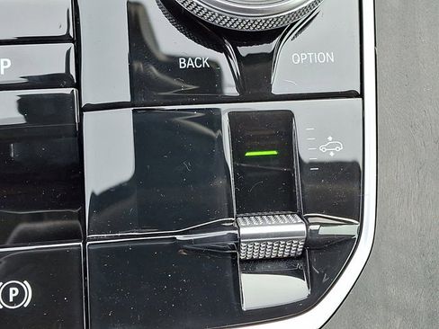 New 2026 BMW X7 xDrive40i image 17