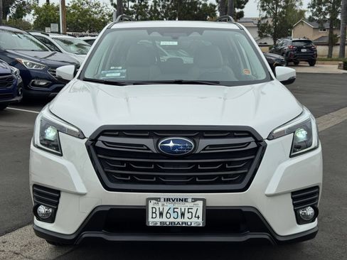 Certified 2022 Subaru Forester Limited w/ Popular Package #2 AWD/4WD image 3
