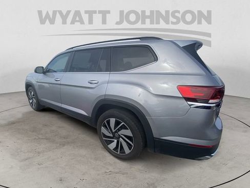 Used 2024 Volkswagen Atlas SE image 6