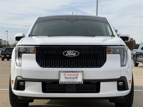 Used 2025 Ford Maverick Lobo image 7