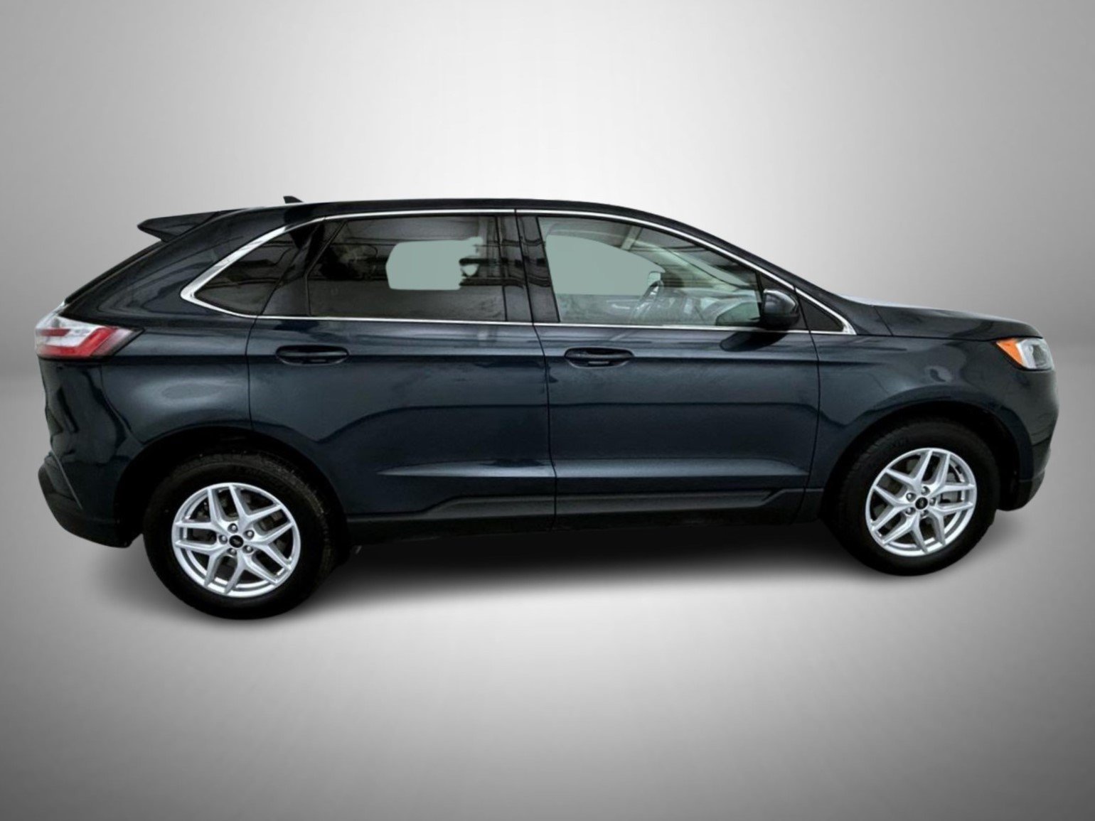 Used 2024 Ford Edge SEL w/ Convenience Package AWD/4WD image 4