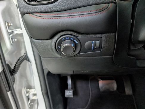 Used 2024 Dodge Durango R/T AWD/4WD image 22