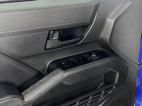 Used 2025 Toyota Tacoma SR5 RWD image 17