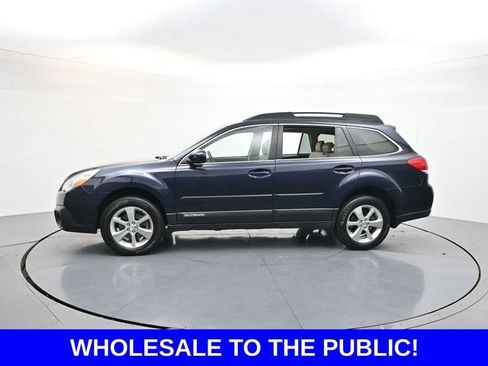 Used 2013 Subaru Outback 3.6R Limited w/ Moonroof Pkg AWD/4WD image 4