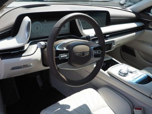 Used 2023 Genesis G90 3.5T AWD/4WD image 13
