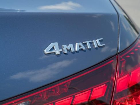 New 2026 Mercedes-Benz C 300 4MATIC Sedan image 9