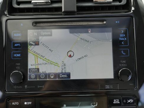 Used 2017 Toyota Prius Four w/ Advanced Technology Package FWD image 51