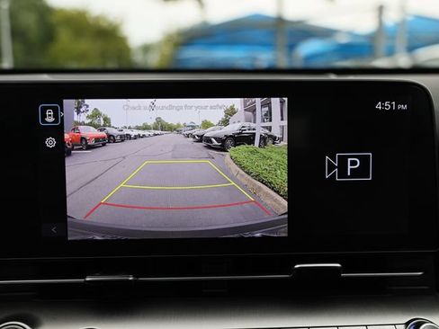 Used 2024 Hyundai Kona SE FWD image 35