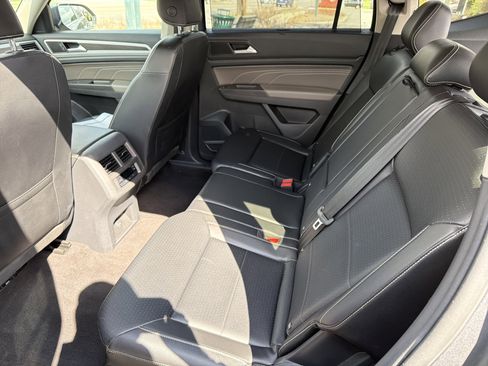 Used 2022 Volkswagen Atlas SE image 21