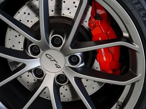 Used 2020 Porsche 718 Cayman GT4 RWD image 42