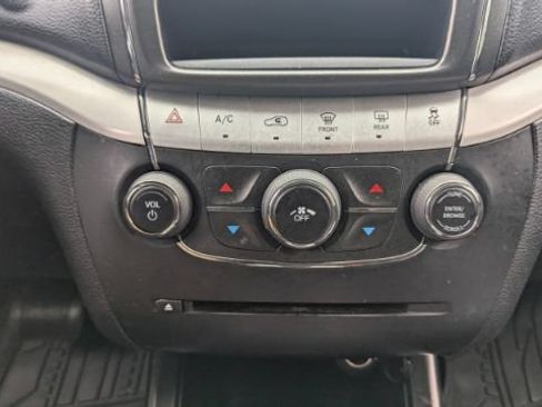 Used 2013 Dodge Journey American Value Package FWD image 30