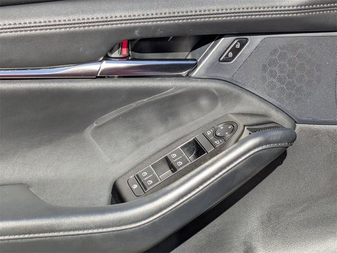 Used 2025 MAZDA MAZDA3 s image 13