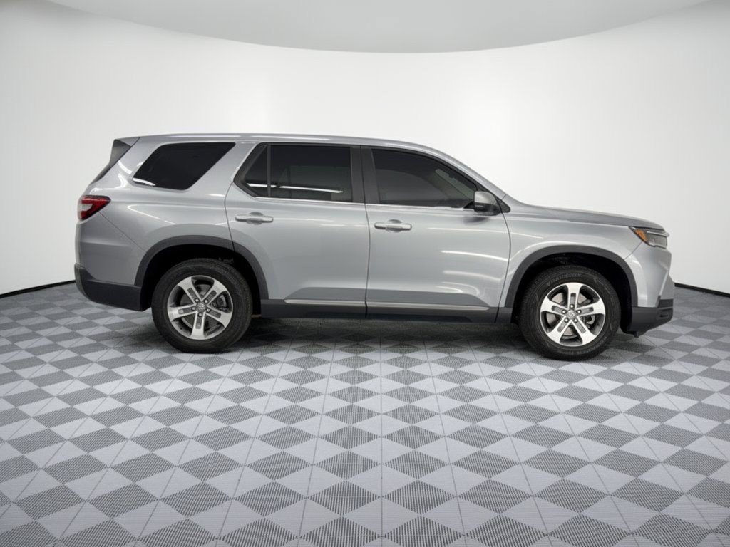 Used 2023 Honda Pilot EX-L image 8