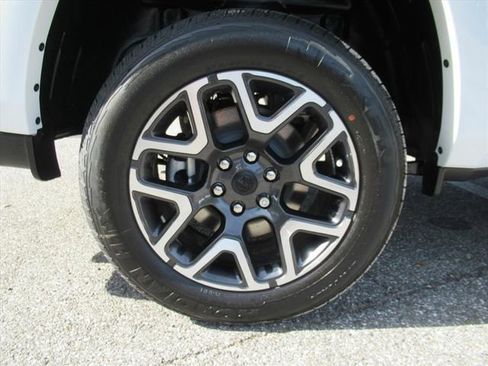 New 2026 RAM 1500 Laramie image 8