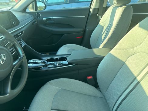 Used 2022 Hyundai Sonata SE FWD image 10