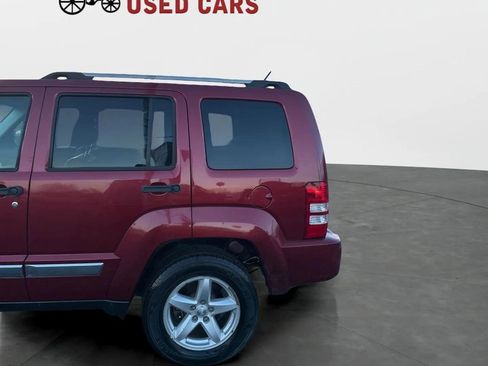 Used 2012 Jeep Liberty Limited image 18
